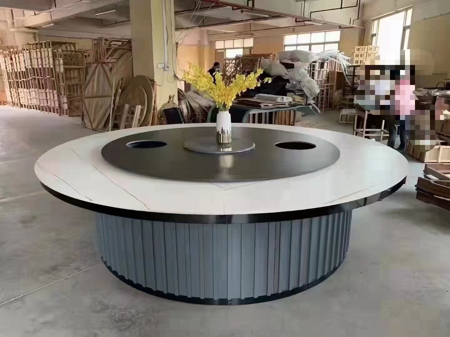 订做餐桌椅 学校饭店皆适合 Customized dining table